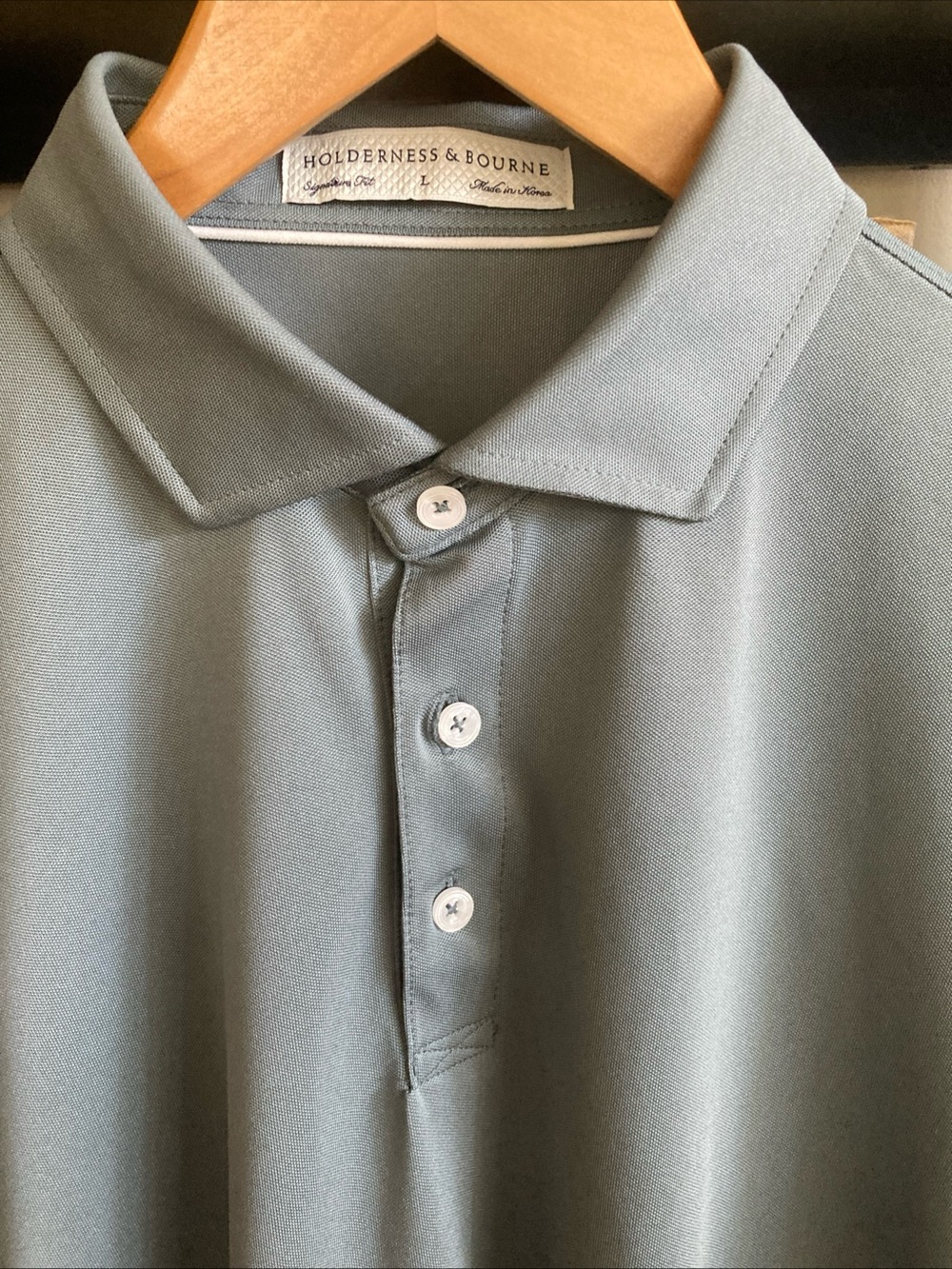 Holderness & Bourne gray golf polo